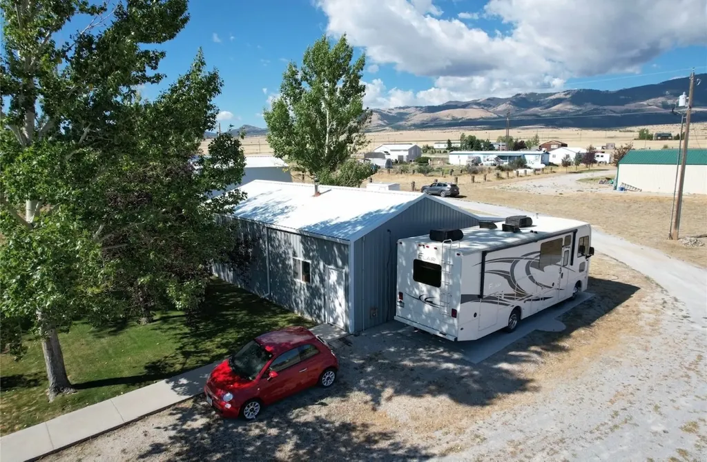 7 Strawberry Drive Townsend MT 59644