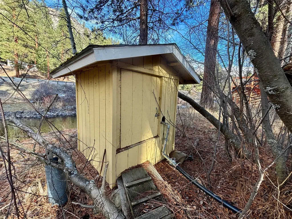 357 Blind Draw Road Conner MT 59827