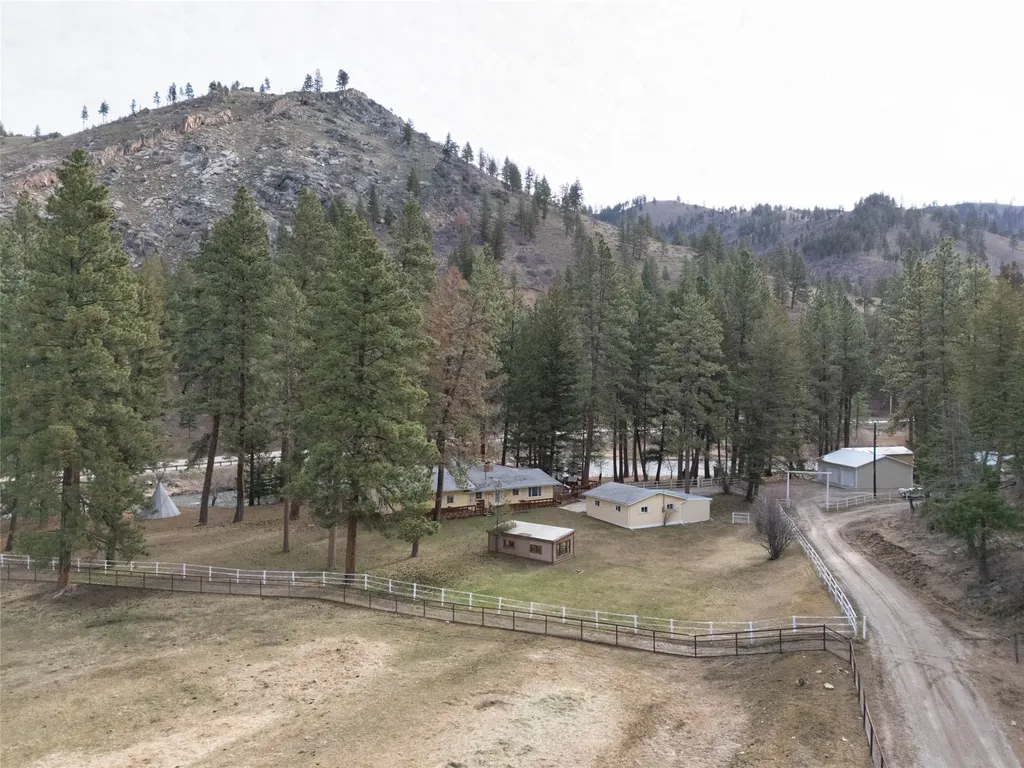 357 Blind Draw Road Conner MT 59827
