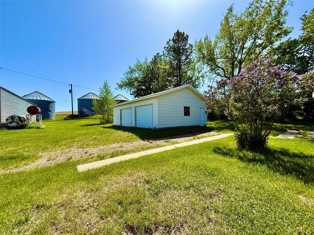 49 Windy Lane Sunburst MT 59482