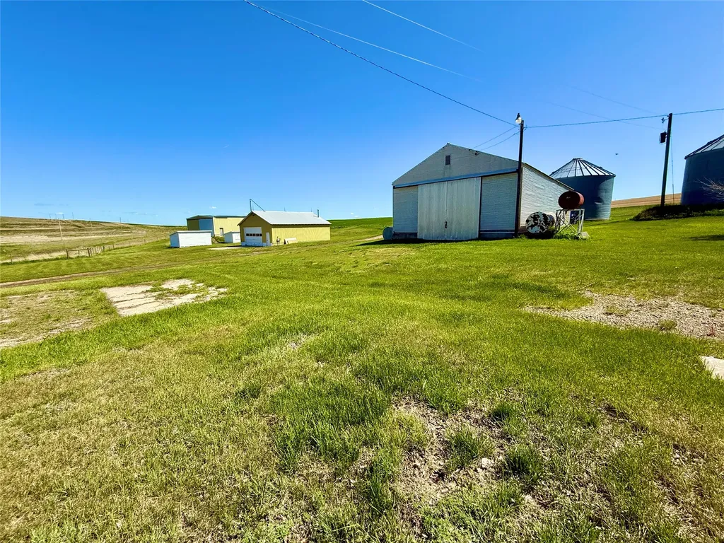 49 Windy Lane Sunburst MT 59482