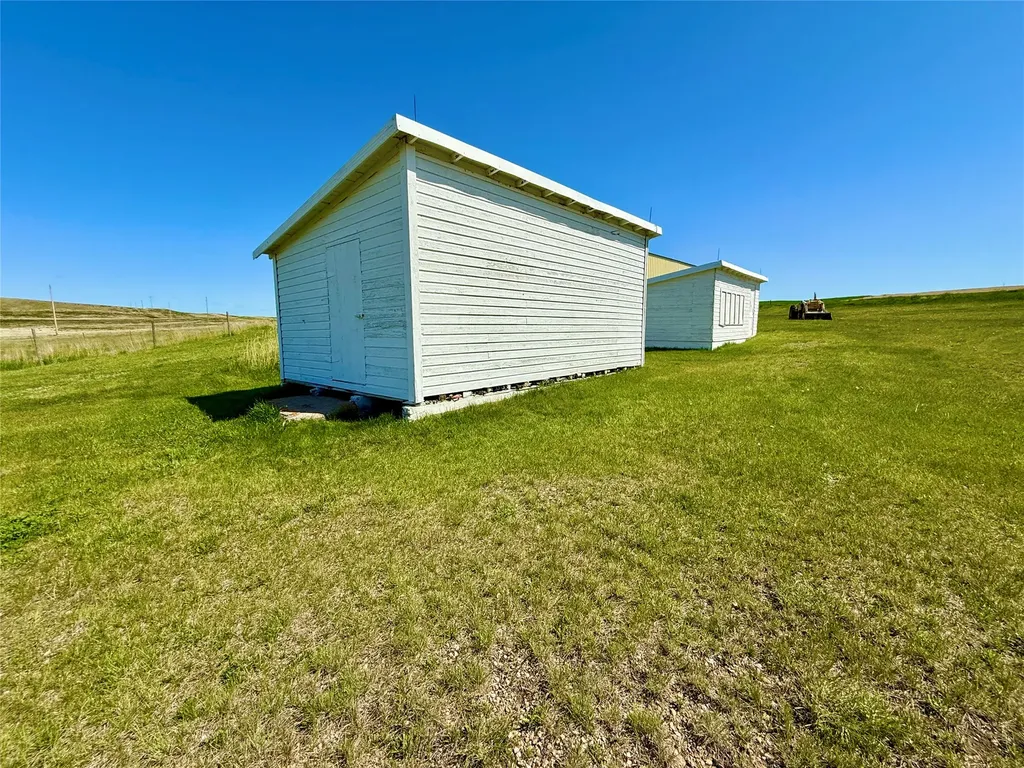49 Windy Lane Sunburst MT 59482