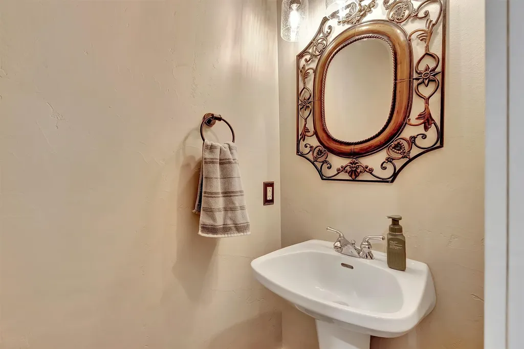 363 Owings Creek Road Hamilton MT 59840