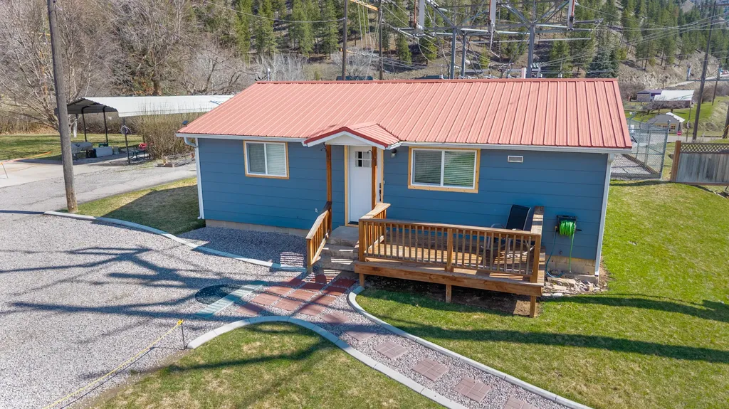 84 Mullan Road W Superior MT 59872