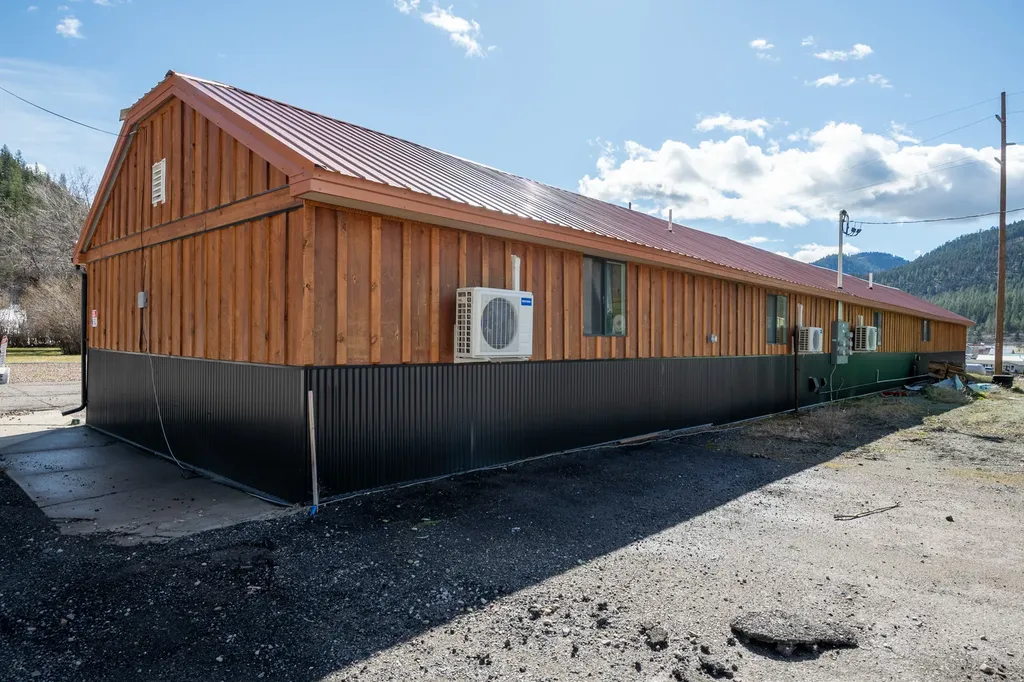 84 Mullan Road W Superior MT 59872