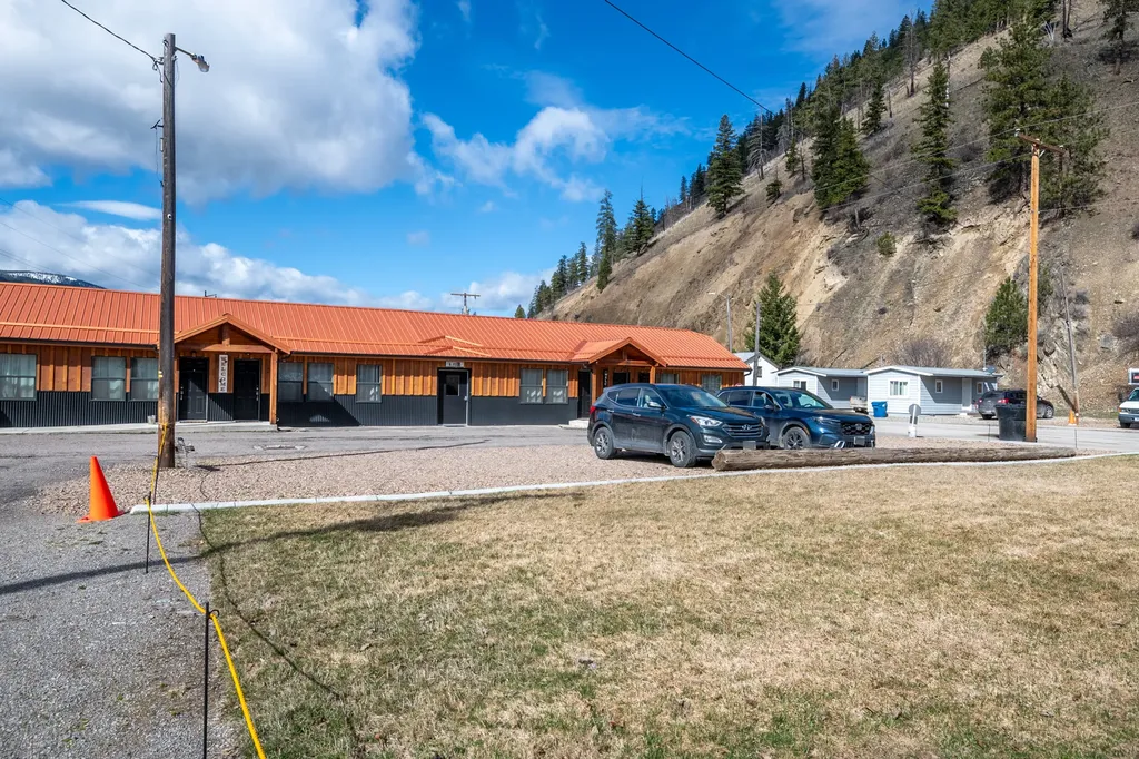 84 Mullan Road W Superior MT 59872