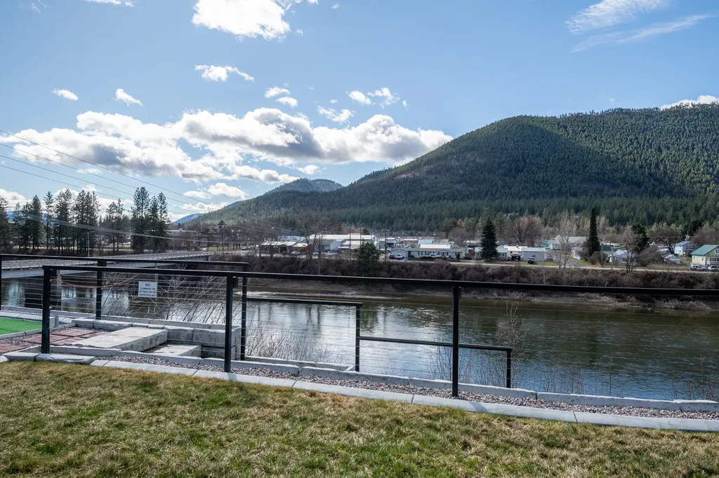 84 Mullan Road W Superior MT 59872