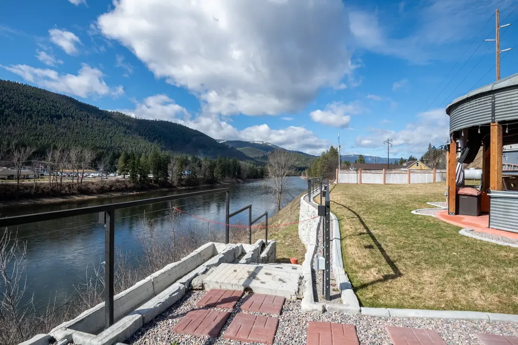 84 Mullan Road W Superior MT 59872