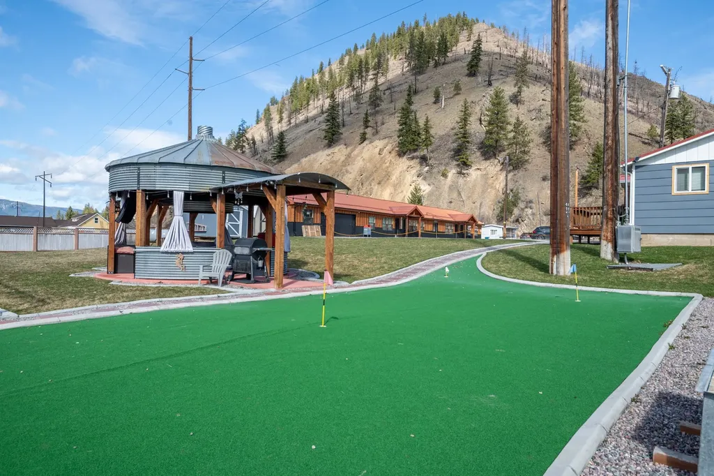 84 Mullan Road W Superior MT 59872
