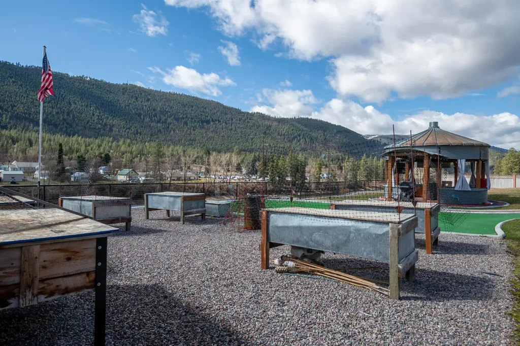 84 Mullan Road W Superior MT 59872