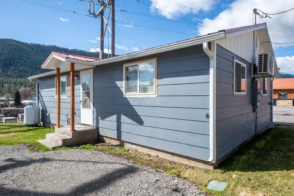 84 Mullan Road W Superior MT 59872
