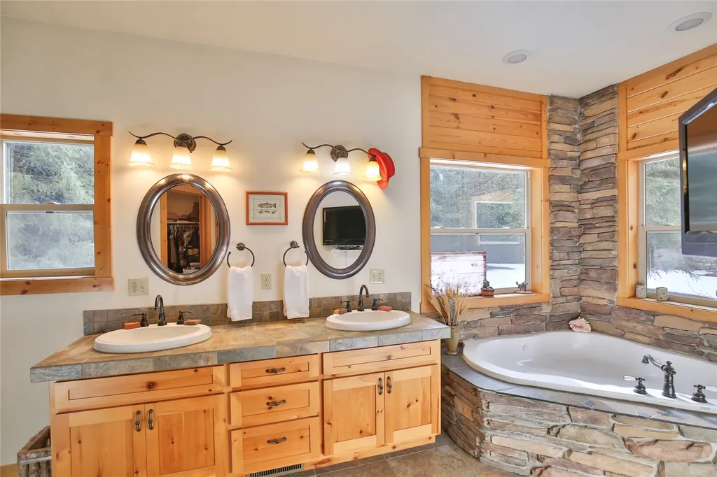 115, 131 And 133 Klakken Road Noxon MT 59853