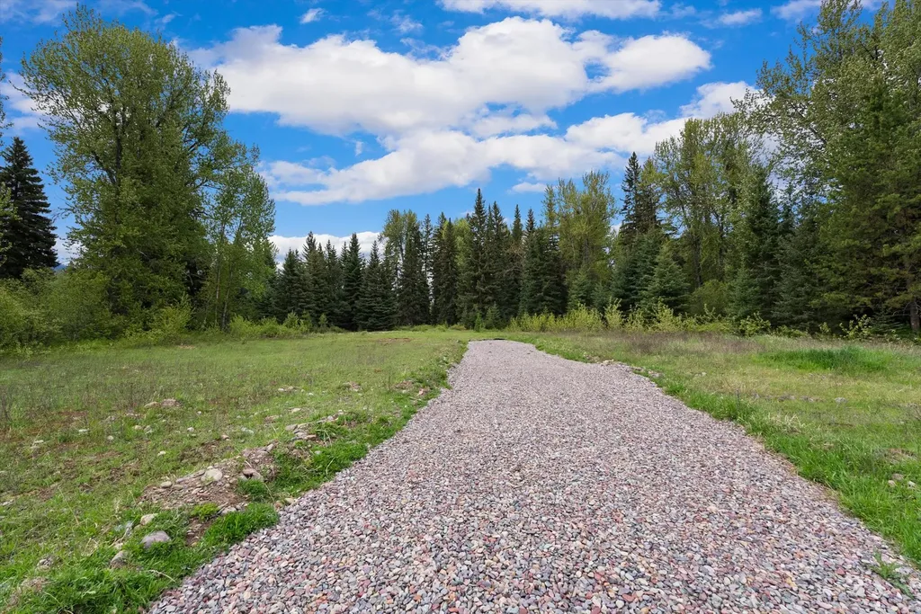 22585 Fatty Creek Road Bigfork MT 59911