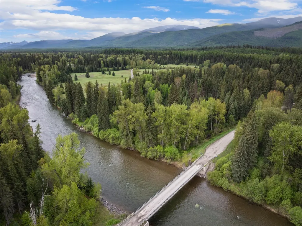 22585 Fatty Creek Road Bigfork MT 59911