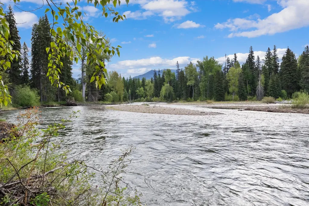 22585 Fatty Creek Road Bigfork MT 59911