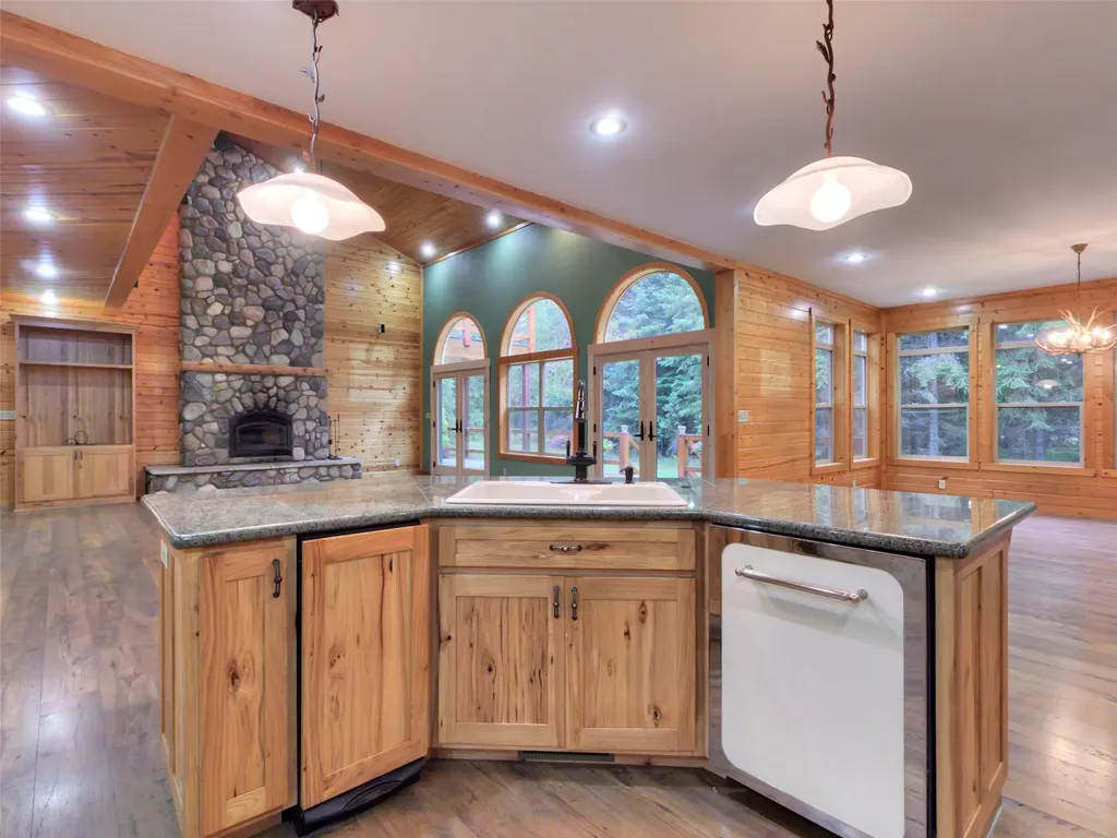 133 Klakken Road Noxon MT 59853