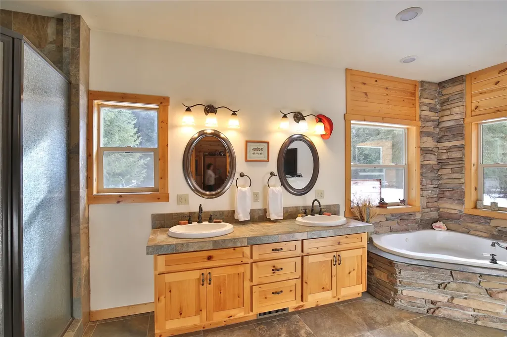 133 Klakken Road Noxon MT 59853
