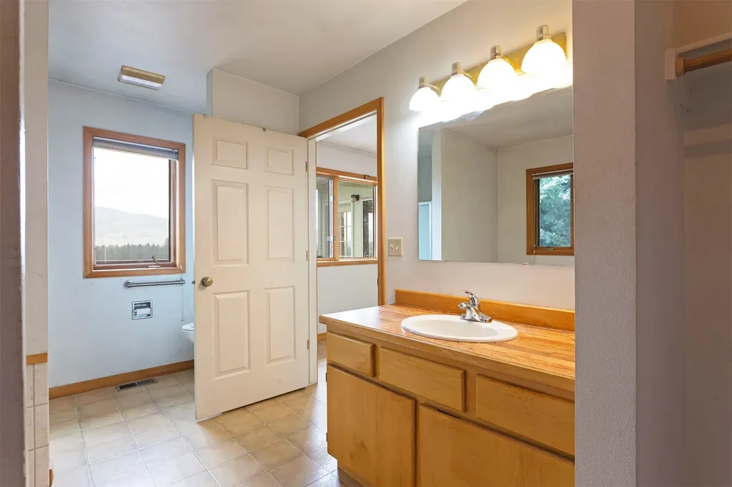 3420 Wright Way Darby MT 59829