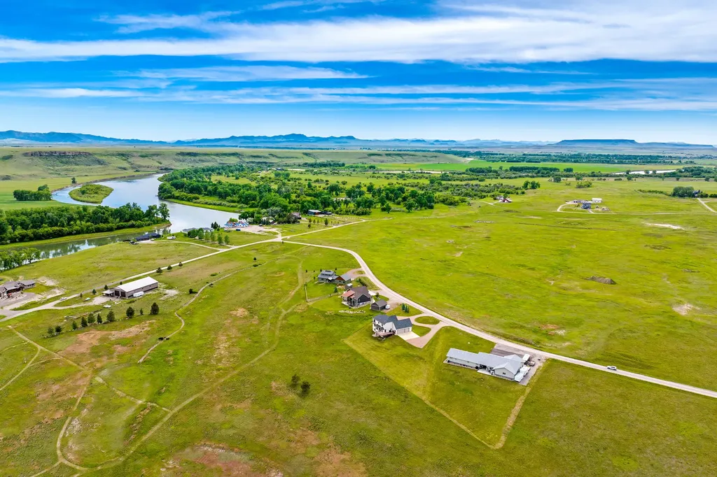 39 Blue Heron Lane Great Falls MT 59404