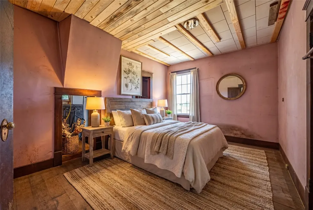 153 Dutch Hill Road Hamilton MT 59840