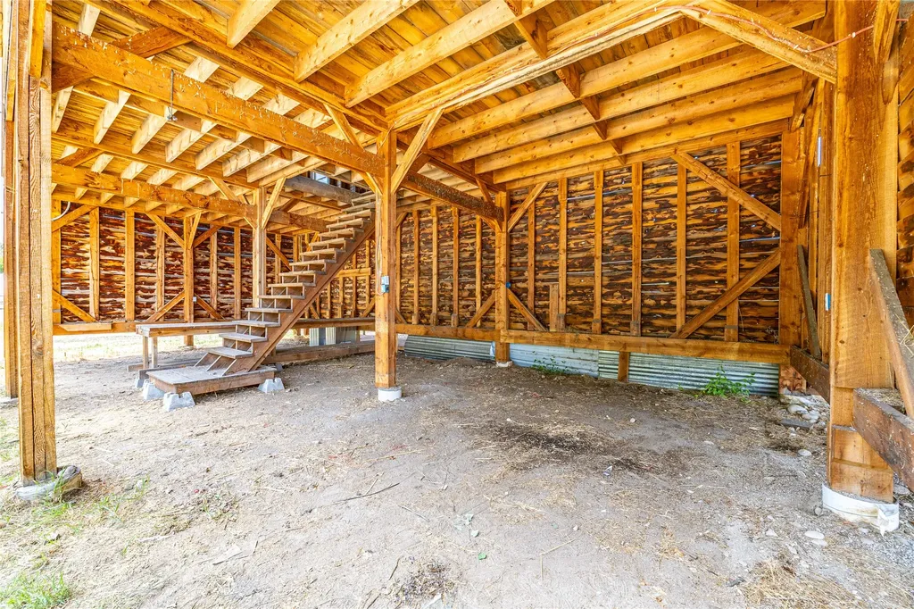 153 Dutch Hill Road Hamilton MT 59840