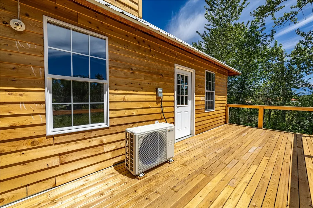 153 Dutch Hill Road Hamilton MT 59840