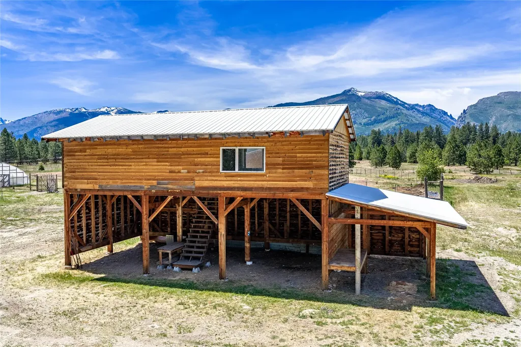 153 Dutch Hill Road Hamilton MT 59840