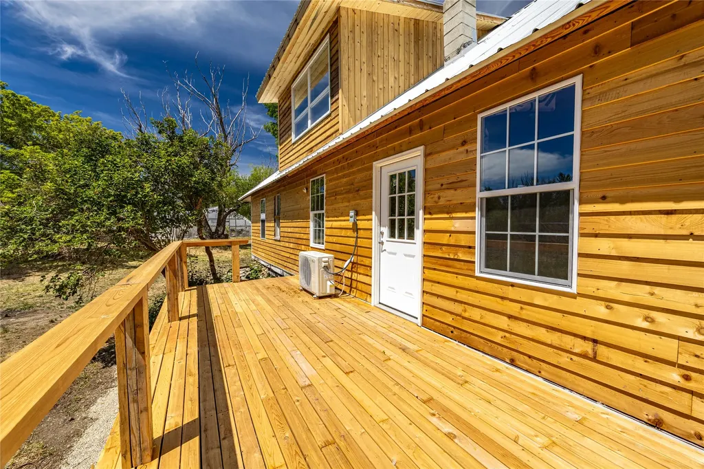 153 Dutch Hill Road Hamilton MT 59840