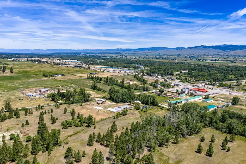 153 Dutch Hill Road Hamilton MT 59840