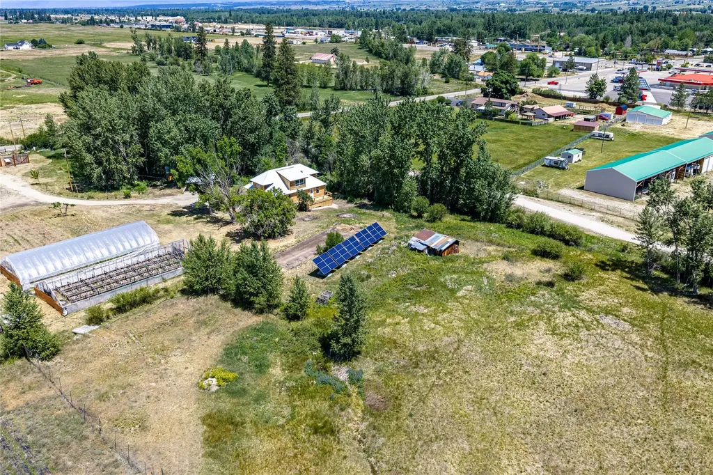 153 Dutch Hill Road Hamilton MT 59840