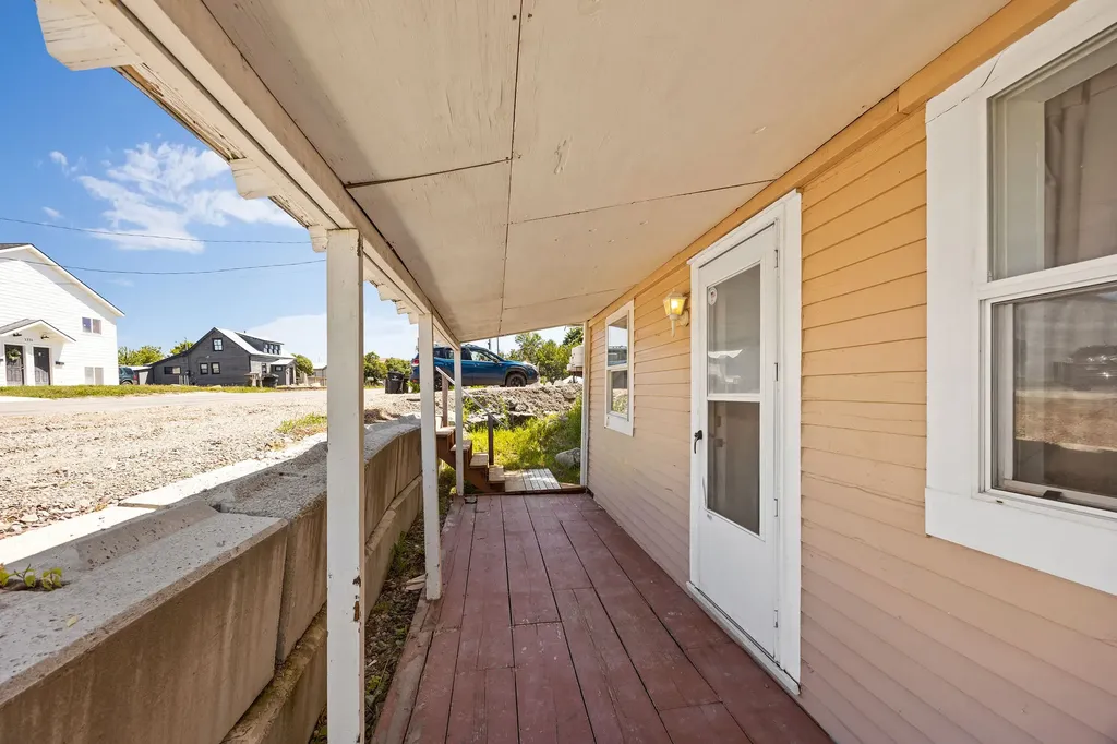 1332 7th Street W Kalispell MT 59901