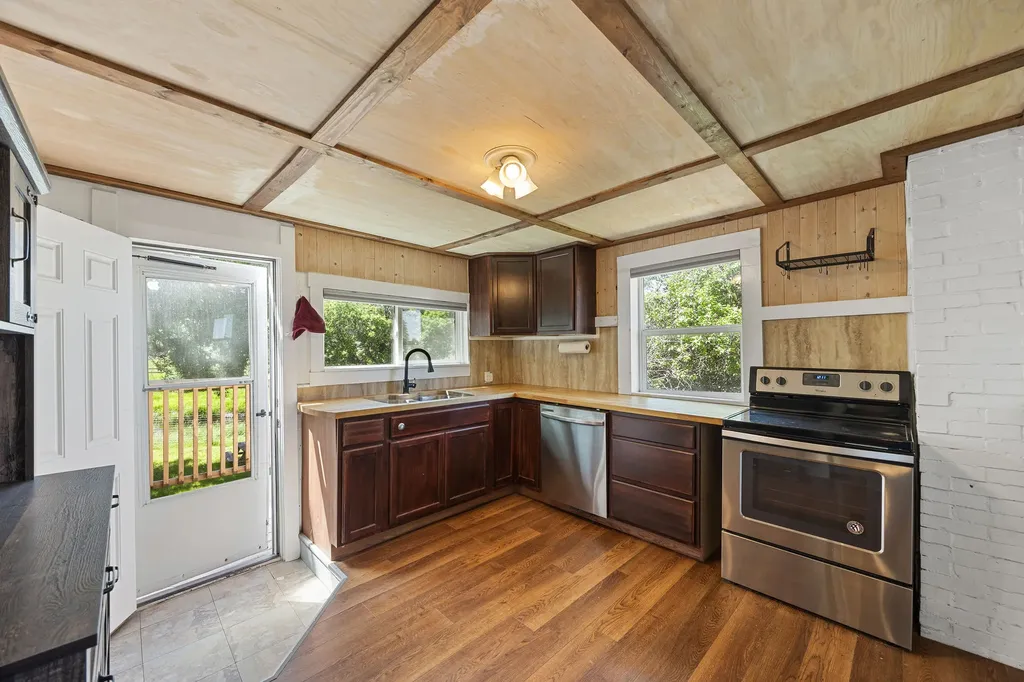 1332 7th Street W Kalispell MT 59901