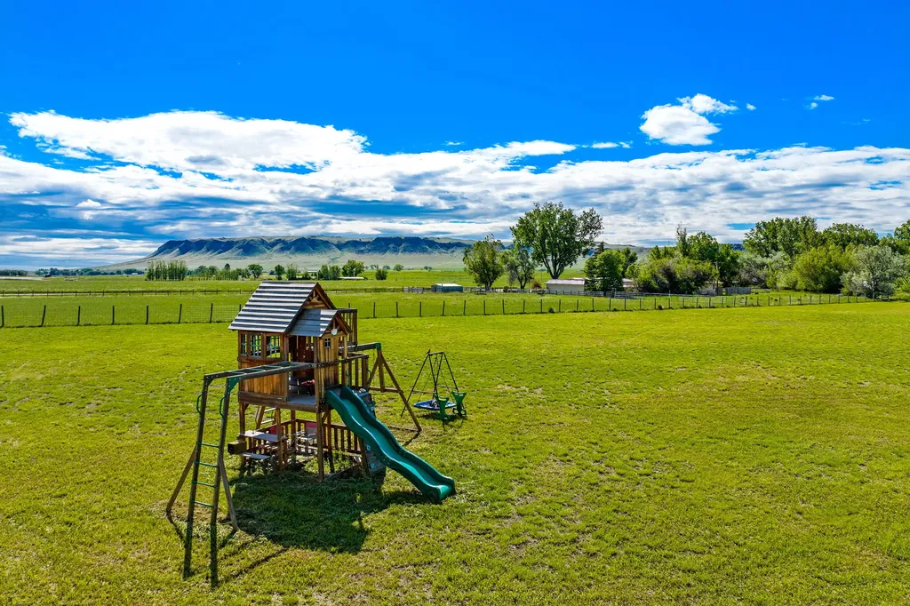 115 Sequist Street Simms MT 59477