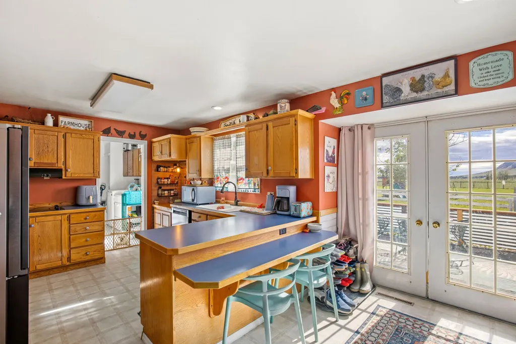 115 Sequist Street Simms MT 59477
