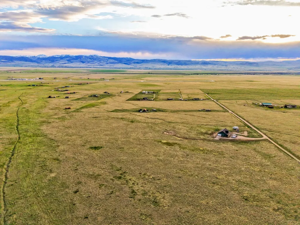 38 Elk Valley Road Ennis MT 59729