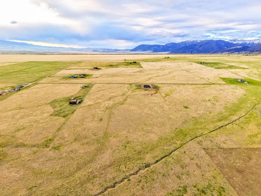 38 Elk Valley Road Ennis MT 59729