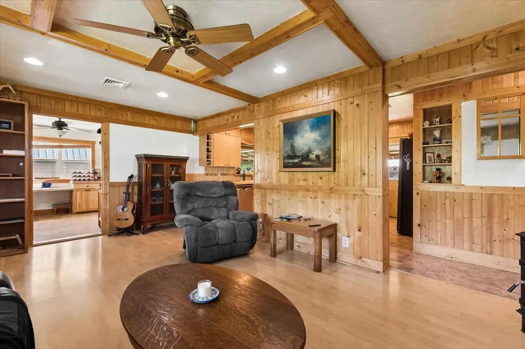 1685 Mt Highway 206 Columbia Falls MT 59912