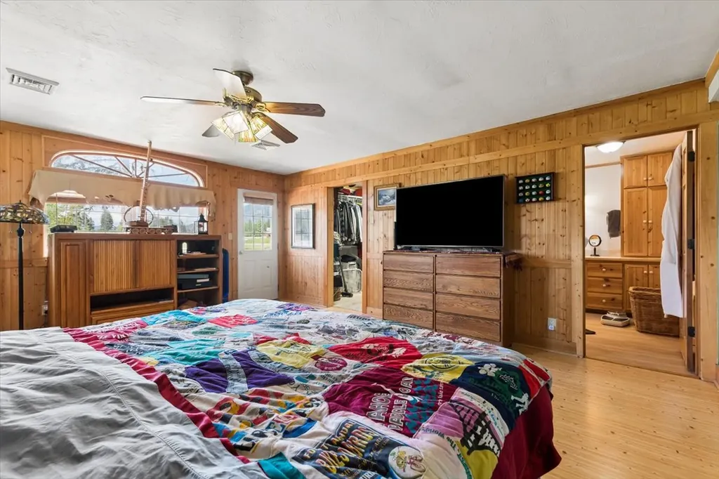 1685 Mt Highway 206 Columbia Falls MT 59912