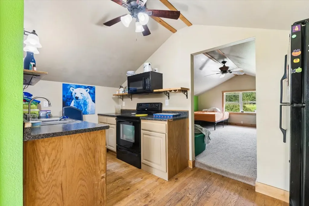 1685 Mt Highway 206 Columbia Falls MT 59912