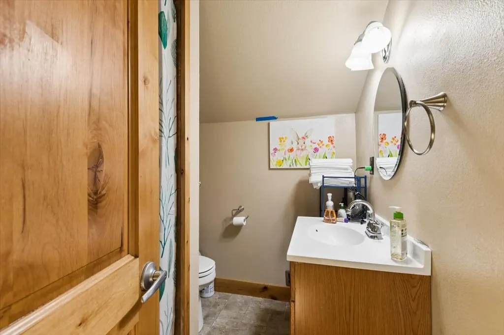 1685 Mt Highway 206 Columbia Falls MT 59912