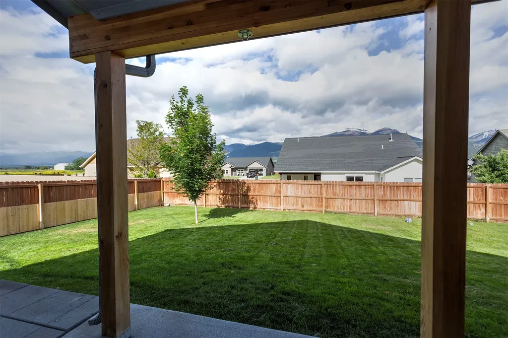 3541 Hitching Post Lane Stevensville MT 59870