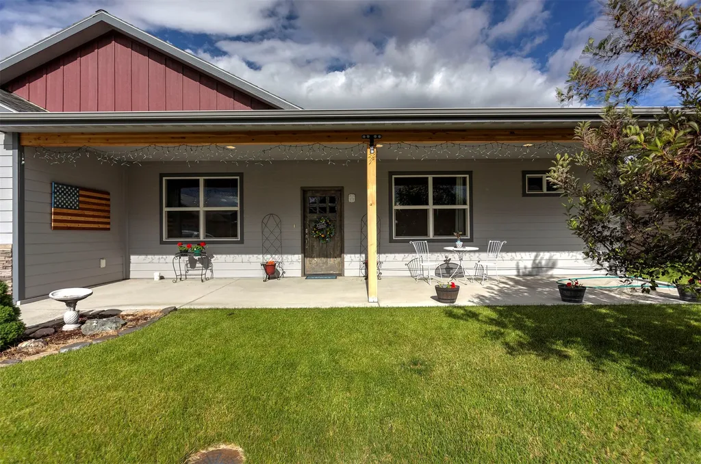 3541 Hitching Post Lane Stevensville MT 59870
