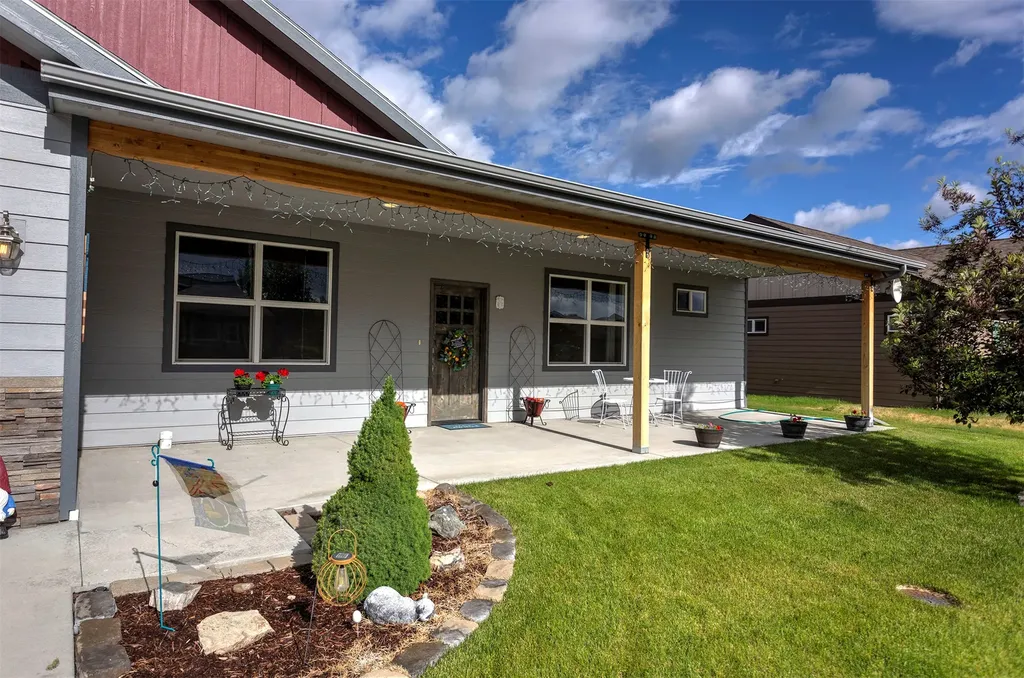 3541 Hitching Post Lane Stevensville MT 59870