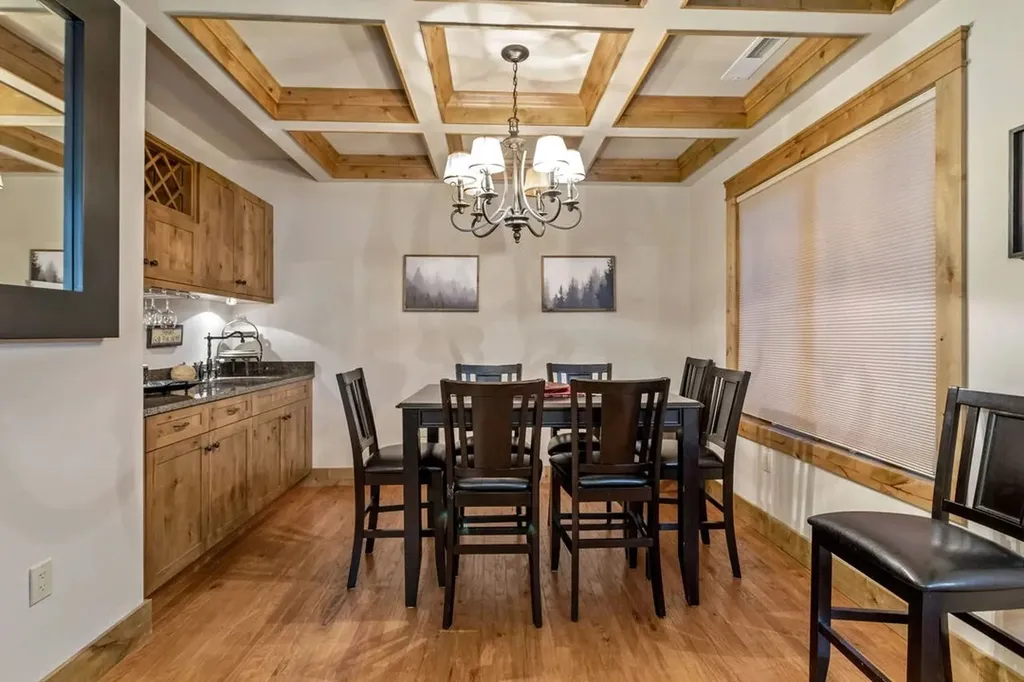 105 Oliver Lane Bigfork MT 59911