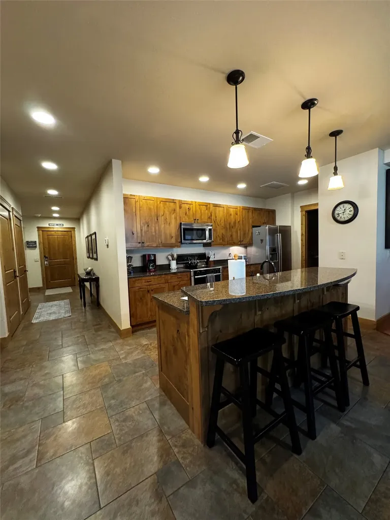 105 Oliver Lane Bigfork MT 59911