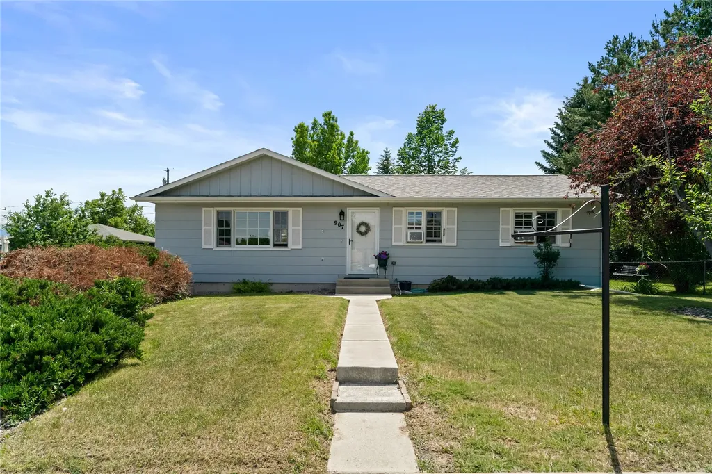 907 Birch Street Helena MT 59601