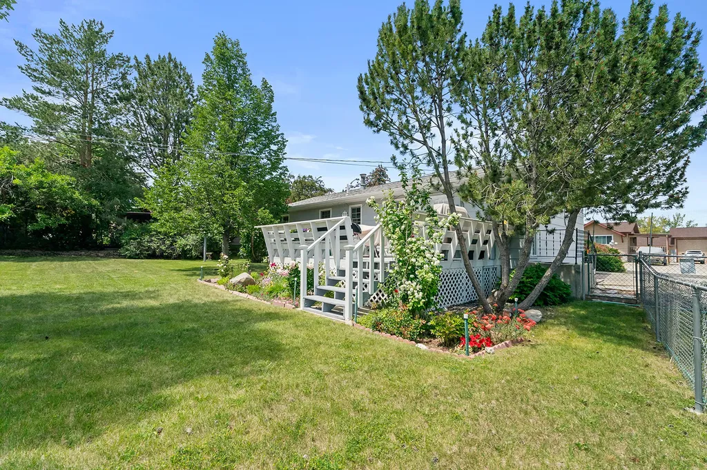 907 Birch Street Helena MT 59601