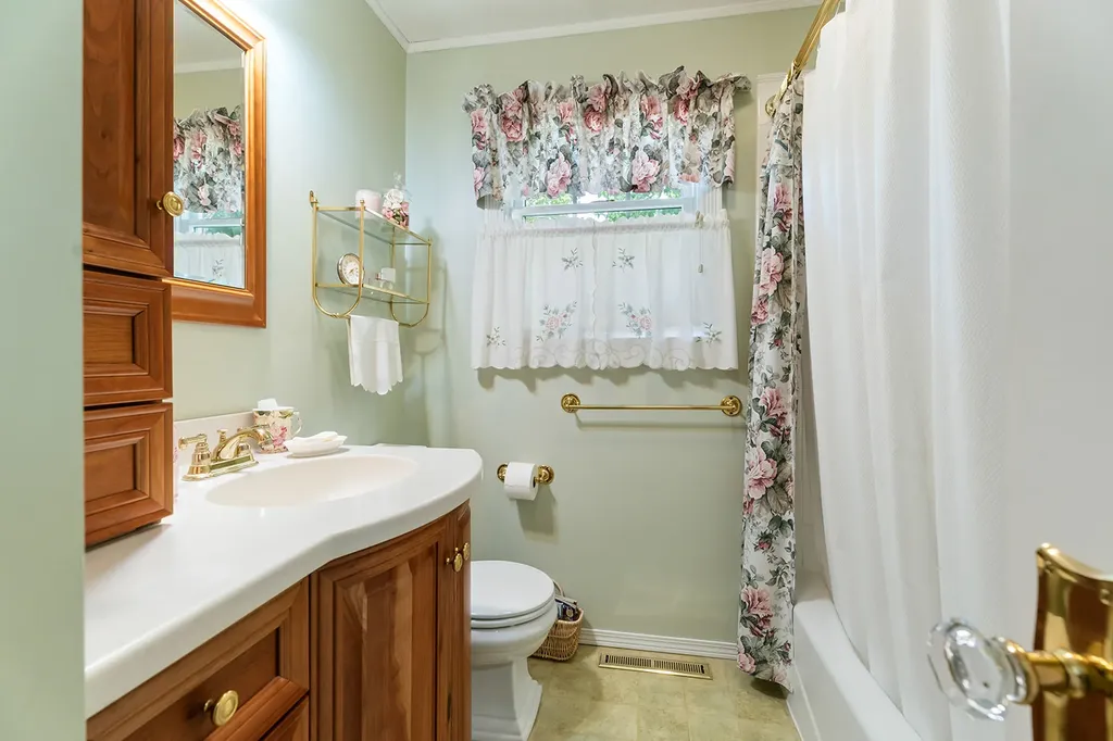 907 Birch Street Helena MT 59601