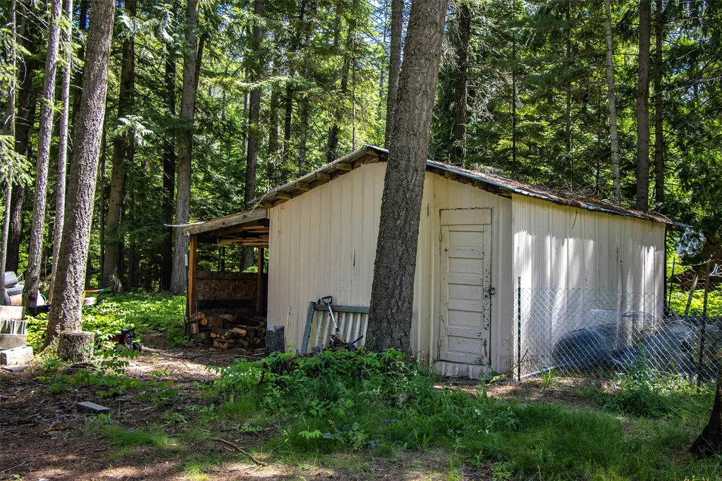 2 Rose Woods Lane Noxon MT 59853