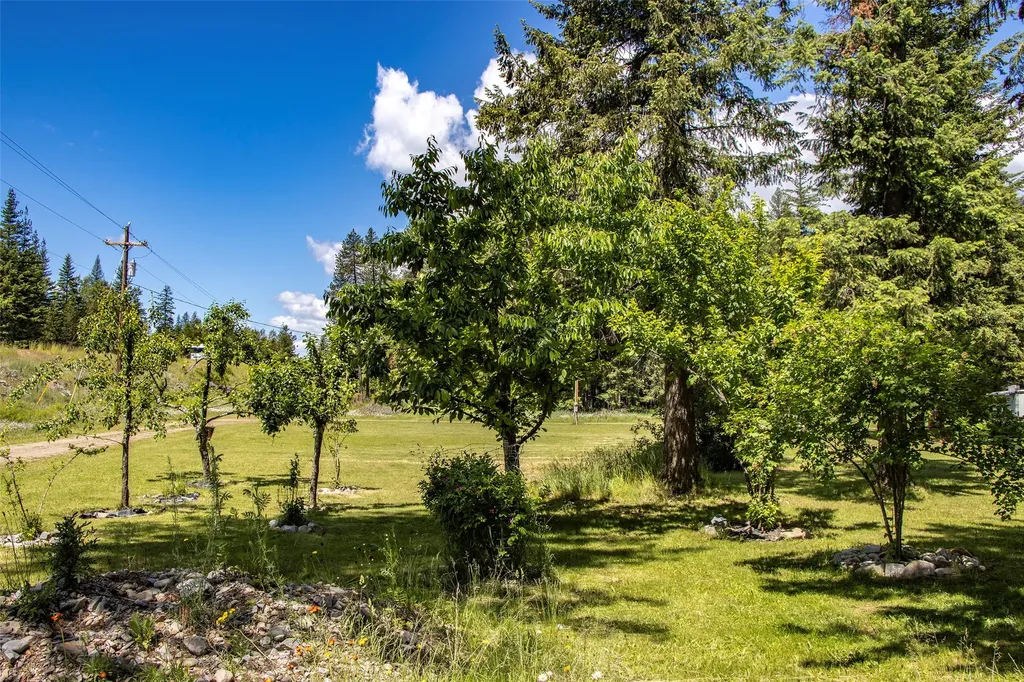 2 Rose Woods Lane Noxon MT 59853